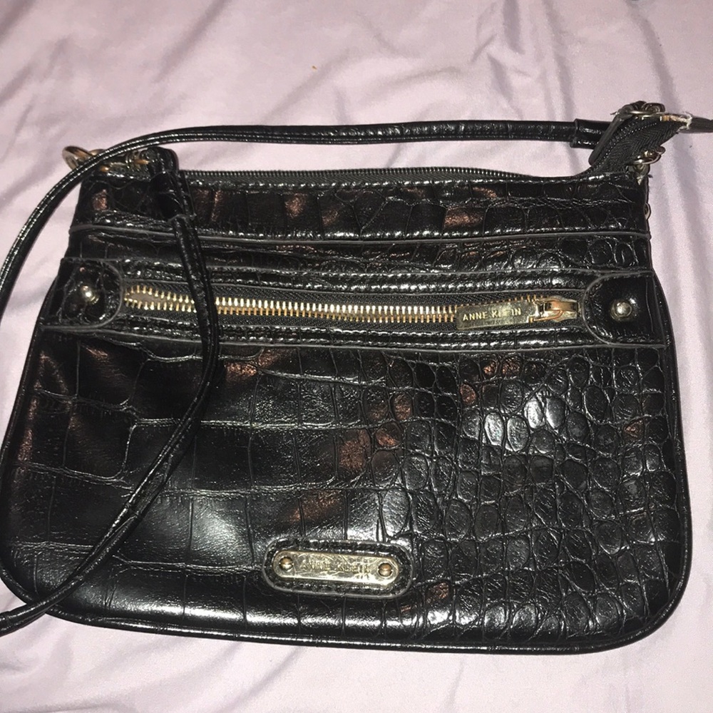 Anne Klein satchel - Picture 1 of 3